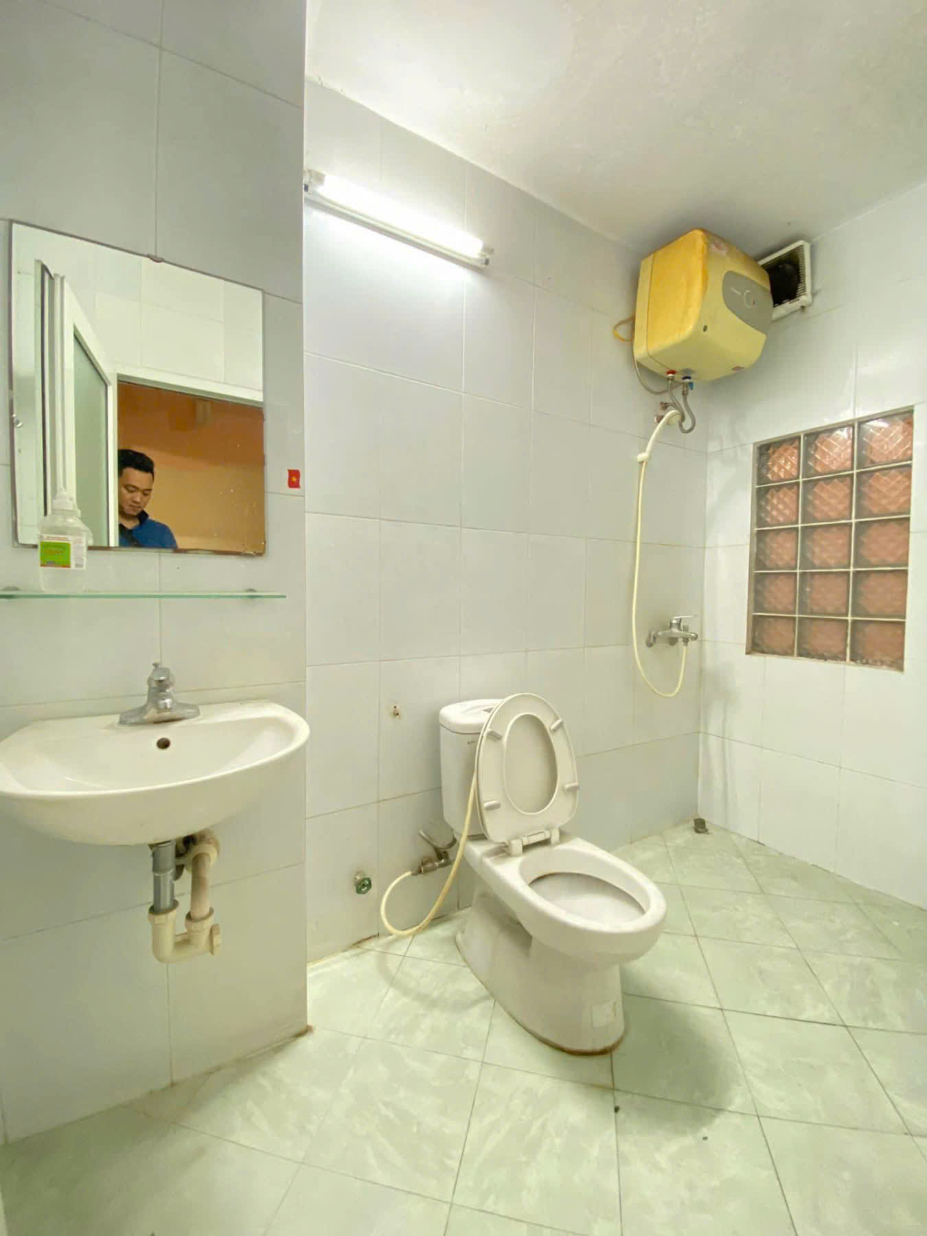 Cho thuê nhà nguyên căn ngõ 165 Giáp Bát, 5 tầng x 38m2, 3 ngủ, 4 WC, 11 Triệu ở sinh viên, gđ... - Ảnh 4